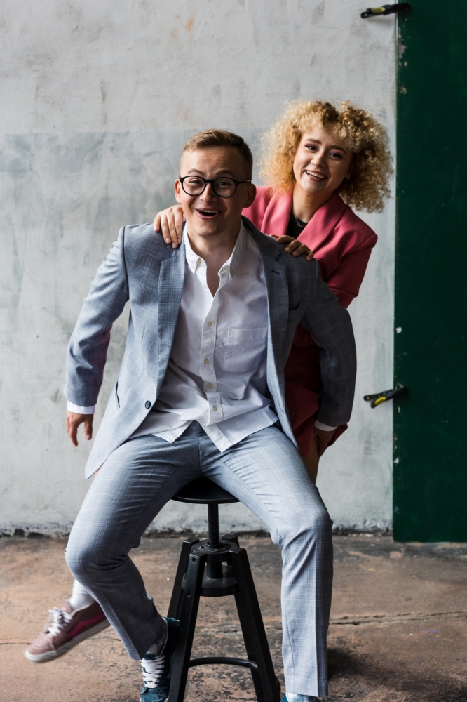 sesja zakochanych z hulajnogami