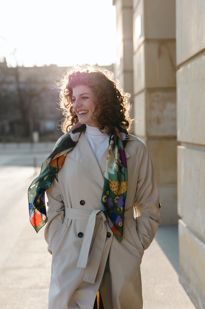 sesja_Sary_z_bukietem