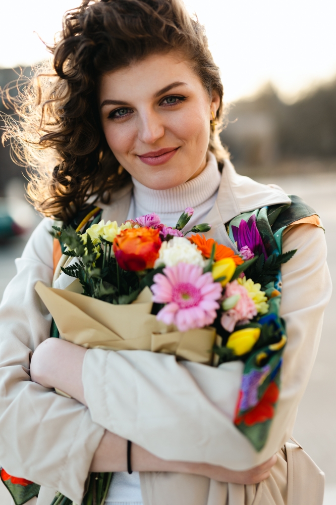 sesja_Sary_z_bukietem