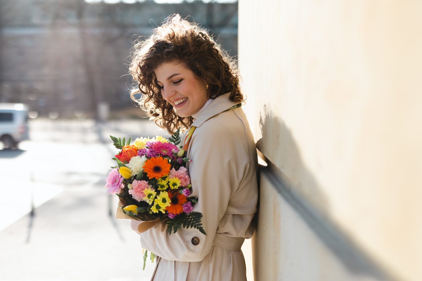 sesja_Sary_z_bukietem