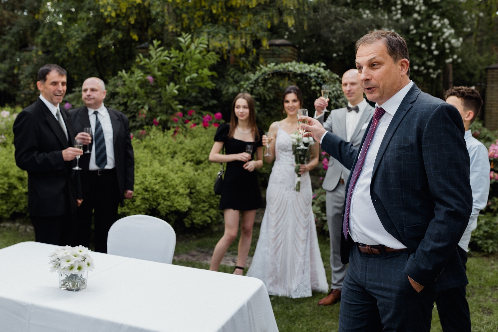 ślub cywilny w plenerze